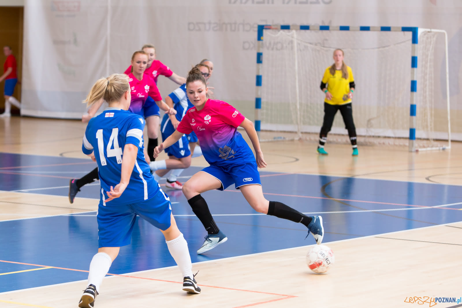 Międzynarodowy Towarzyski Turniej w Futsalu Kobiet Foto: lepszyPOZNAN.pl/Piotr Rychter Międzynarodowy Towarzyski Turniej w Futsalu Kobiet Foto: lepszyPOZNAN.pl/Piotr Rychter