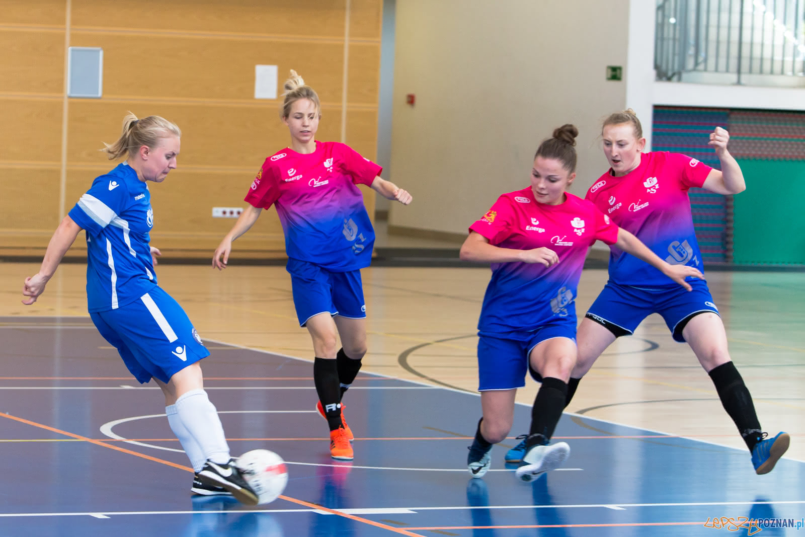 Międzynarodowy Towarzyski Turniej w Futsalu Kobiet Foto: lepszyPOZNAN.pl/Piotr Rychter Międzynarodowy Towarzyski Turniej w Futsalu Kobiet Foto: lepszyPOZNAN.pl/Piotr Rychter
