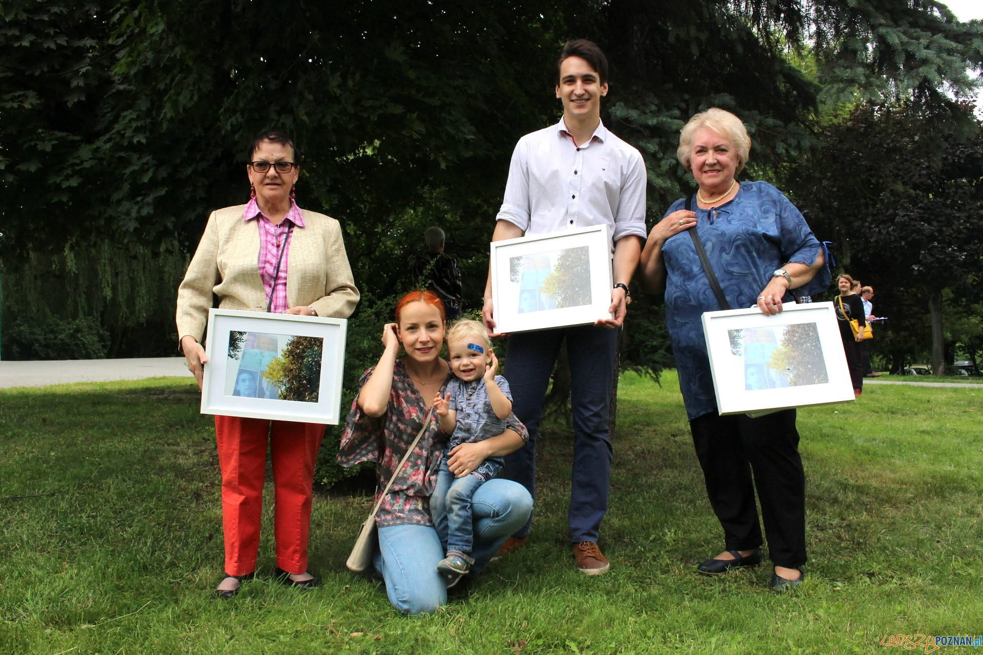Mural Rataje 7.7.2017 Foto: SM Osiedle Młodych / materiały informacyjne Mural Rataje 7.7.2017 Foto: SM Osiedle Młodych / materiały informacyjne