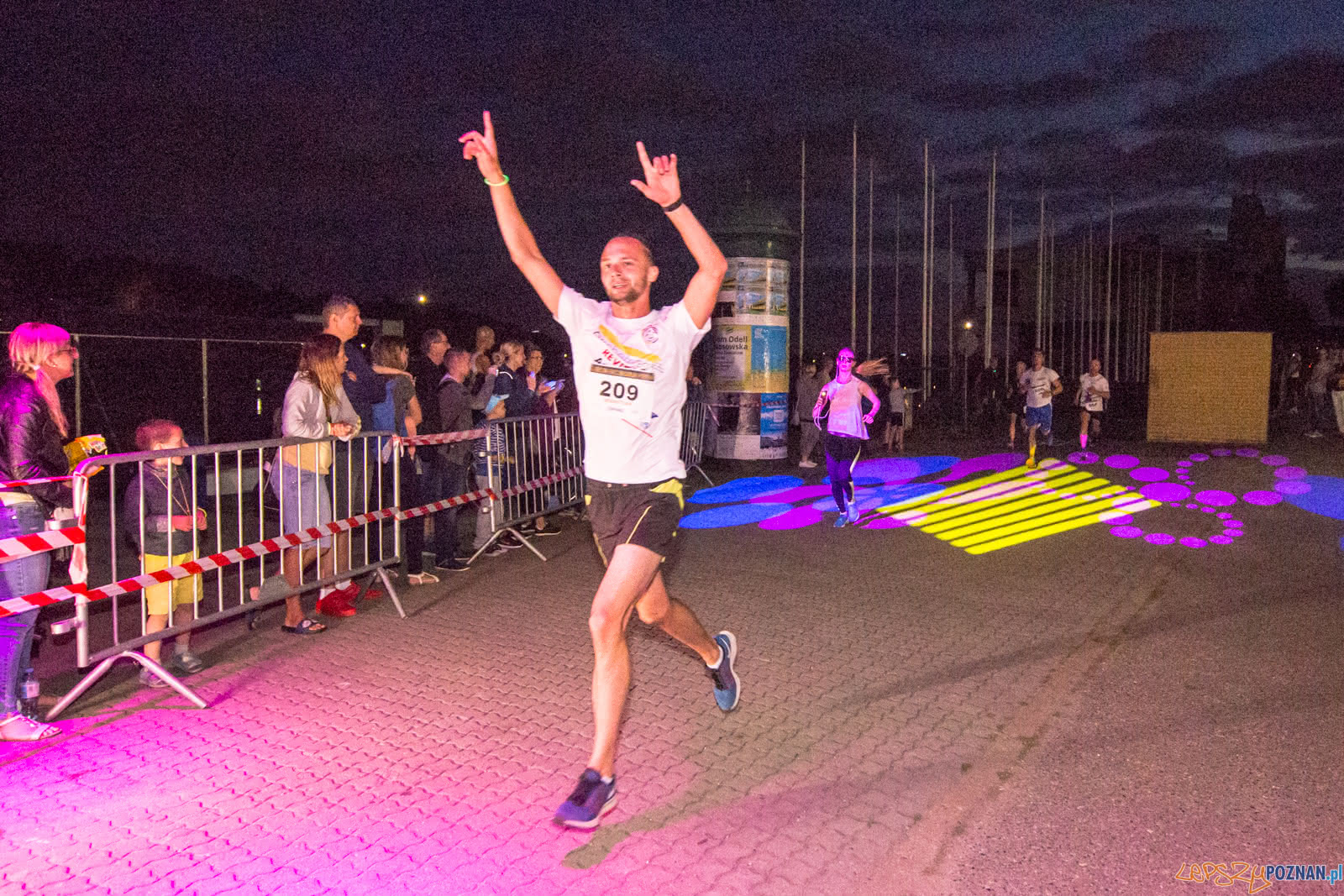 5. Nocna Recordowa Ncna Piątka Foto: lepszyPOZNAN.pl/Piotr Rychter 5. Nocna Recordowa Ncna Piątka Foto: lepszyPOZNAN.pl/Piotr Rychter