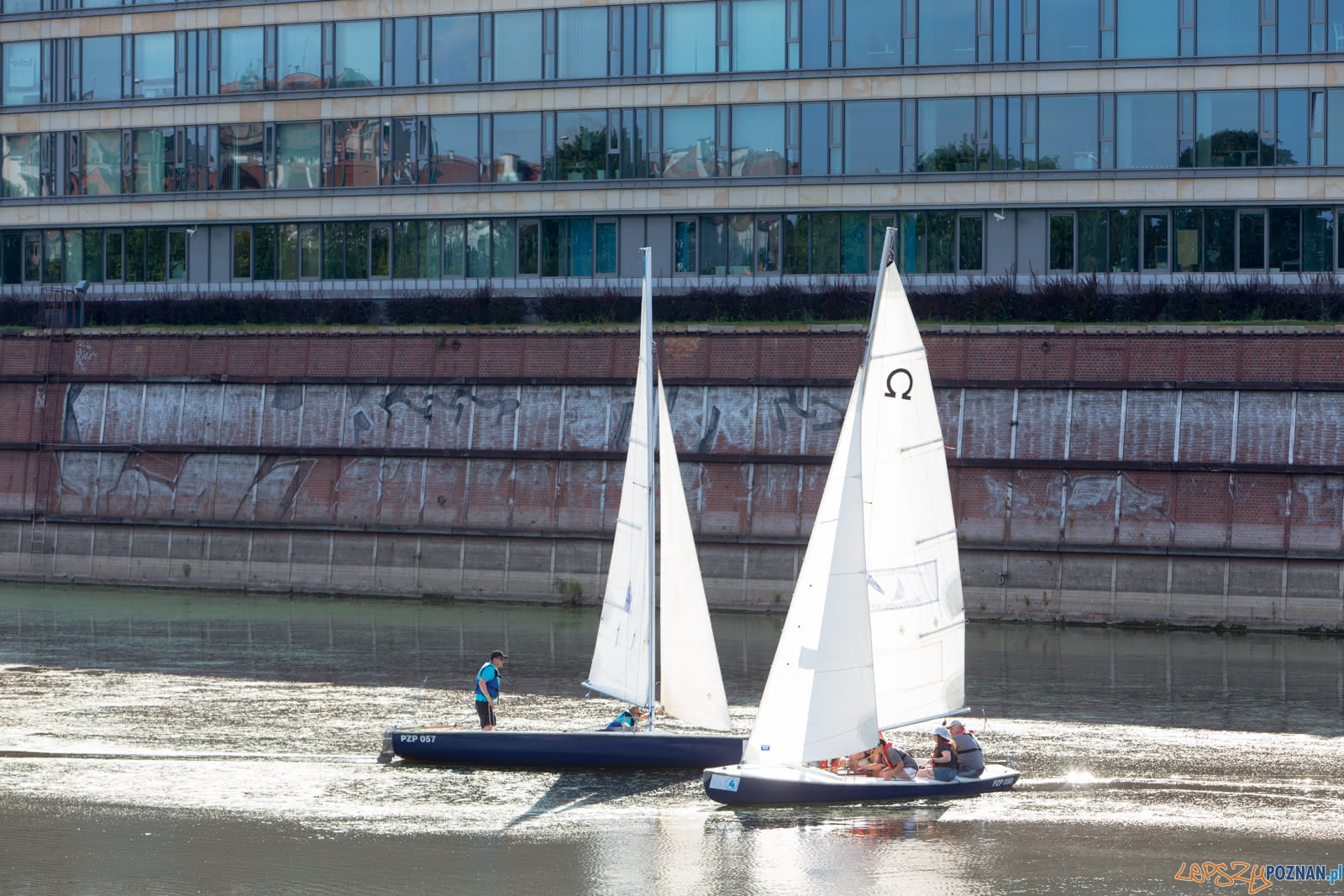 Regaty "Rzeczny Match Racing" im. kpt. Tomka Adamczyka Foto: lepszyPOZNAN.pl/Piotr Rychter Regaty "Rzeczny Match Racing" im. kpt. Tomka Adamczyka Foto: lepszyPOZNAN.pl/Piotr Rychter