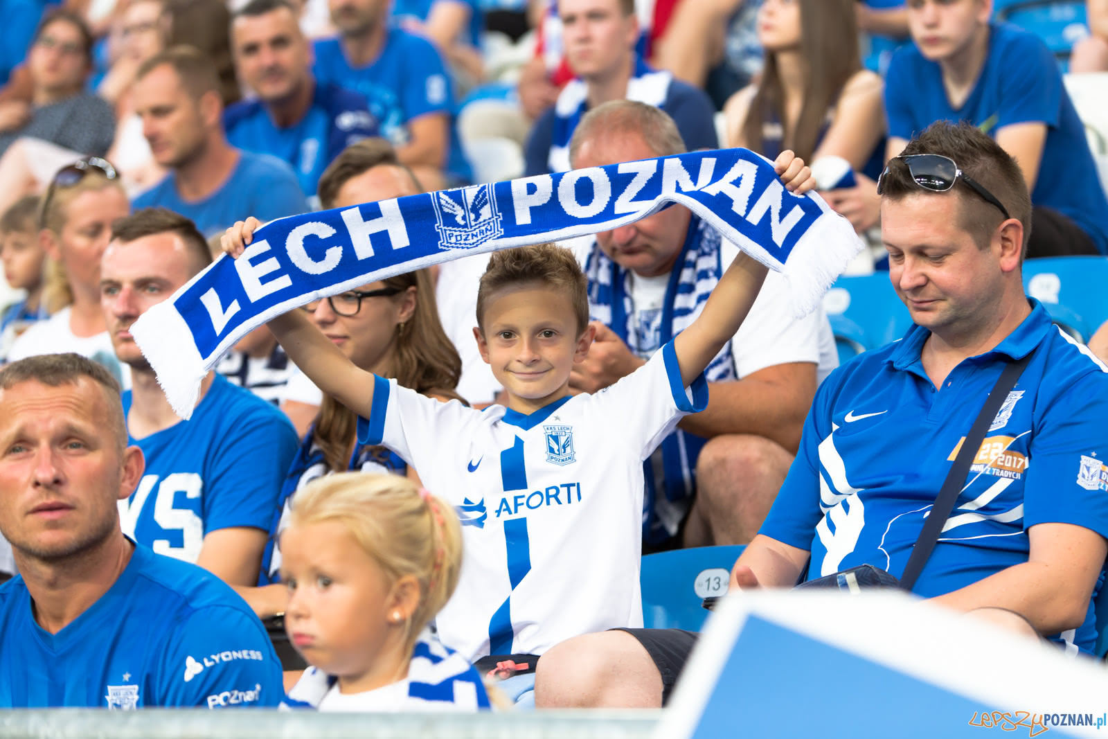 Lech Poznań - FC Shakhtyor Soligorsk (najlepsi kibice na świec Foto: lepszyPOZNAN.pl/Piotr Rychter Lech Poznań - FC Shakhtyor Soligorsk (najlepsi kibice na świec Foto: lepszyPOZNAN.pl/Piotr Rychter