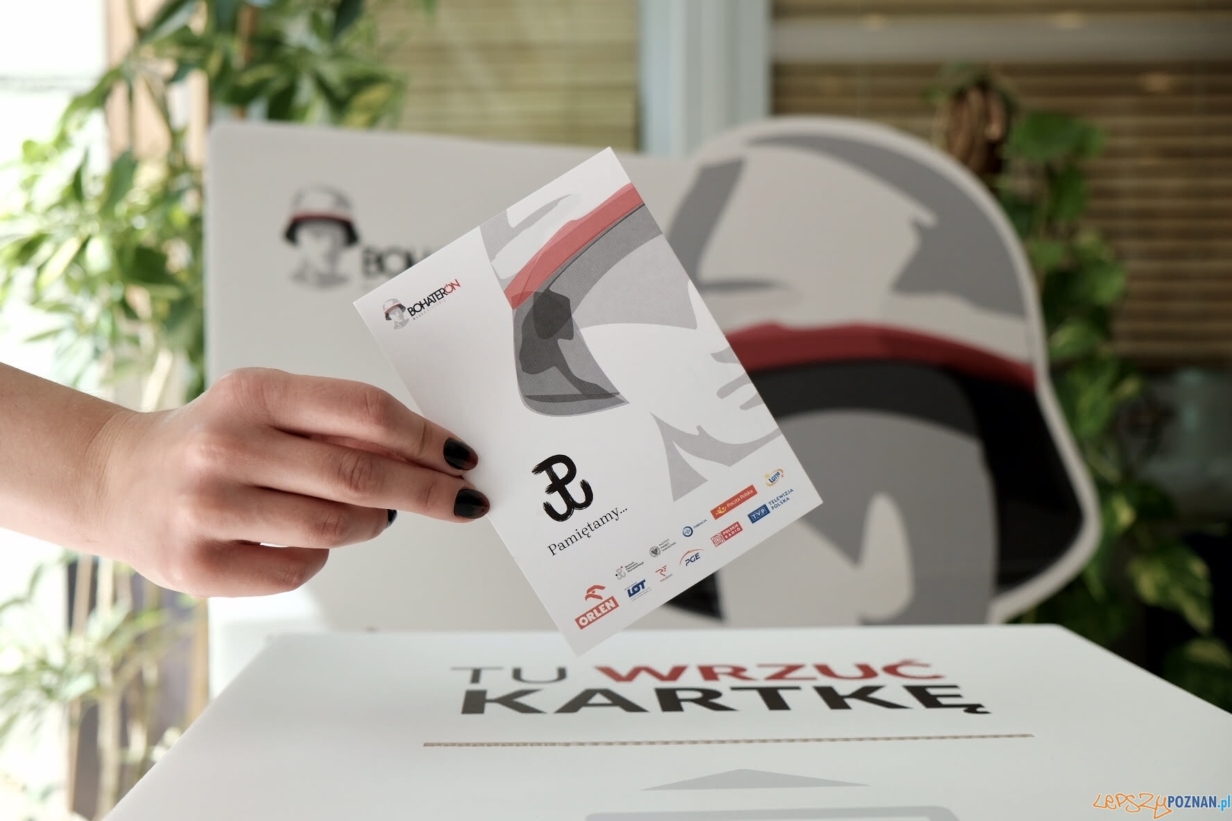 Kartka III edycji kampanii BohaterON Foto: materiały prasowe / PiotrLitwic.com Kartka III edycji kampanii BohaterON Foto: materiały prasowe / PiotrLitwic.com