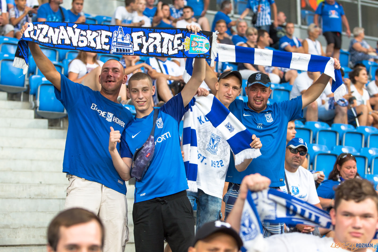 Lech Poznań - FC Shakhtyor Soligorsk (najlepsi kibice na świec Foto: lepszyPOZNAN.pl/Piotr Rychter Lech Poznań - FC Shakhtyor Soligorsk (najlepsi kibice na świec Foto: lepszyPOZNAN.pl/Piotr Rychter