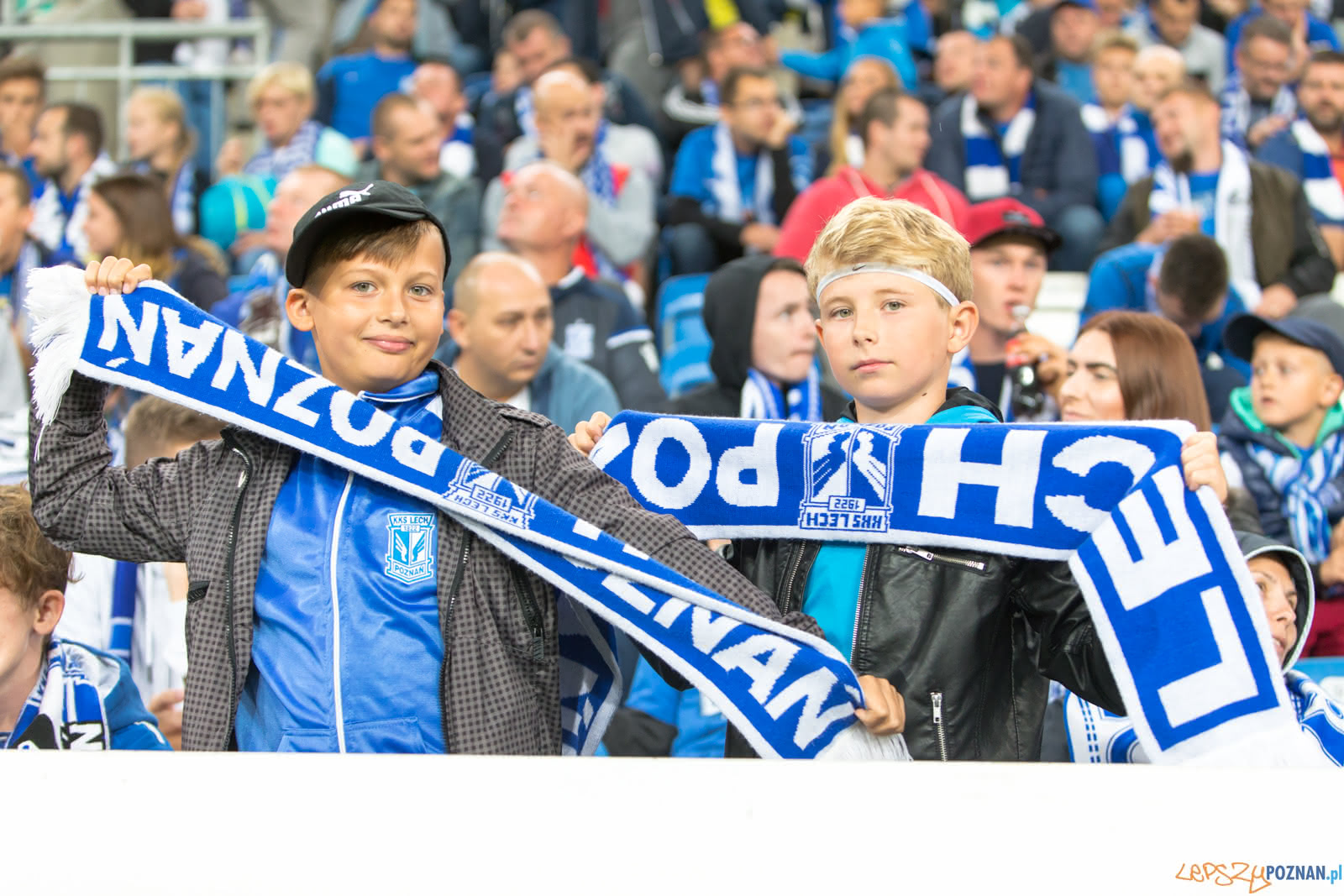 Lech Poznań - Piast Gliwice (najlepsi kibice na świecie) Foto: lepszyPOZNAN.pl/Piotr Rychter Lech Poznań - Piast Gliwice (najlepsi kibice na świecie) Foto: lepszyPOZNAN.pl/Piotr Rychter