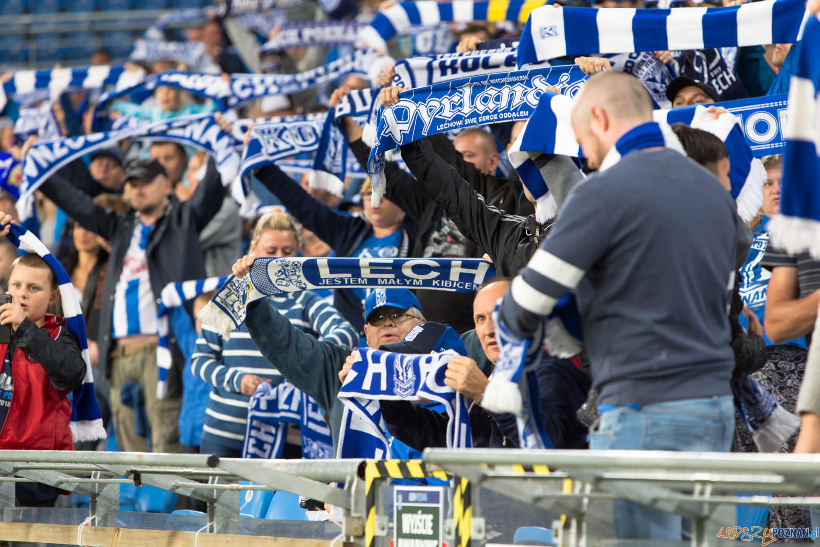 Lech Poznań - Piast Gliwice (najlepsi kibice na świecie) Foto: lepszyPOZNAN.pl/Piotr Rychter Lech Poznań - Piast Gliwice (najlepsi kibice na świecie) Foto: lepszyPOZNAN.pl/Piotr Rychter