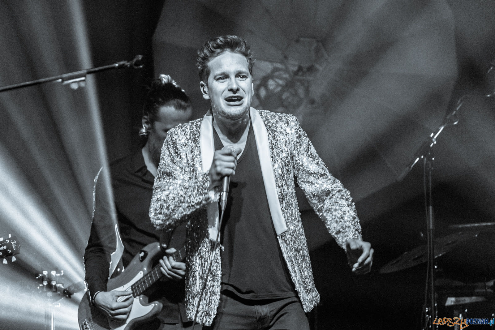 Zalewski Śpiewa Niemena Foto: lepszyPOZNAN.pl / Ewelina Jaśkowiak Zalewski Śpiewa Niemena Foto: lepszyPOZNAN.pl / Ewelina Jaśkowiak