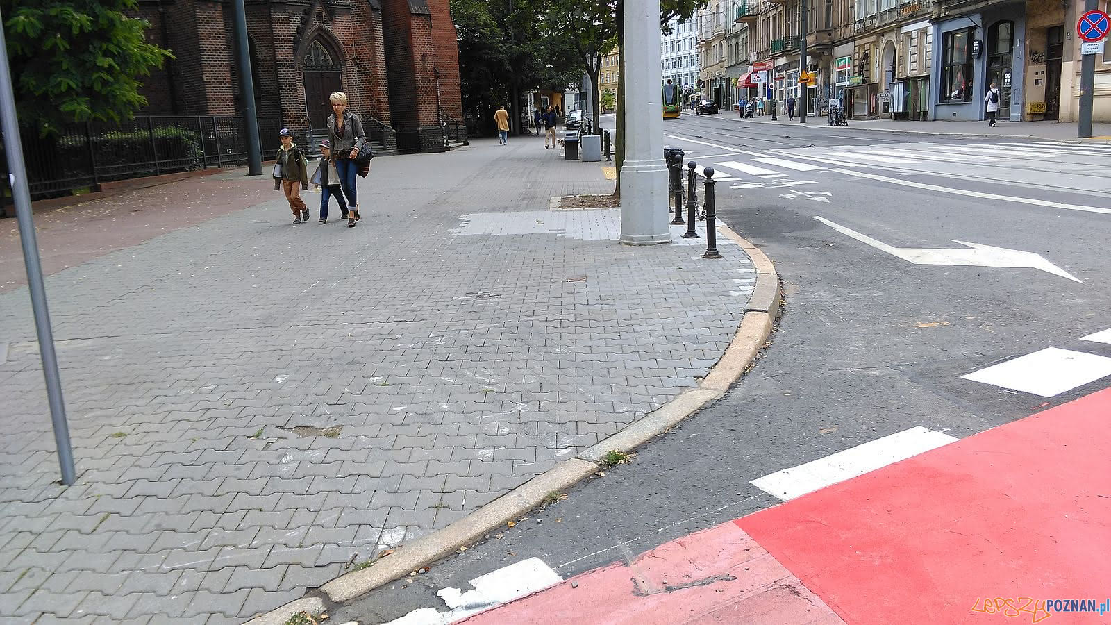 Fredry chodnik Foto: Fredry chodnik Foto: