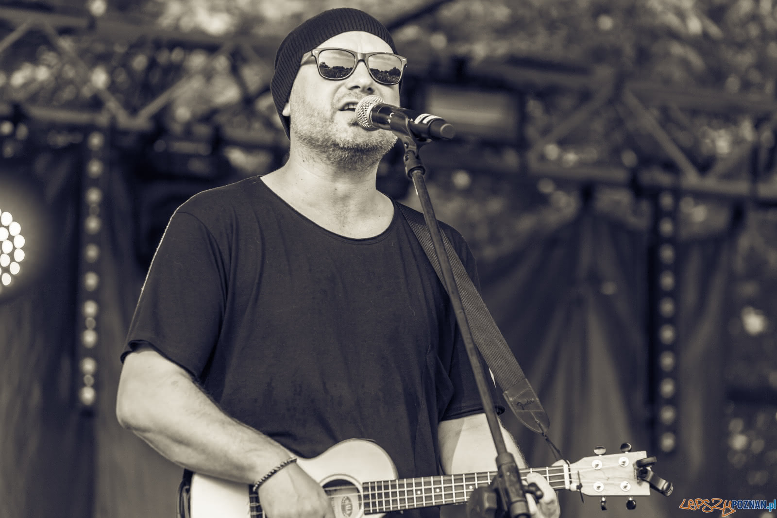 LP Ukulele 2-1885-fot-Ewelina-Jaskowiak Foto: Ewelina Jaskowiak LP Ukulele 2-1885-fot-Ewelina-Jaskowiak Foto: Ewelina Jaskowiak