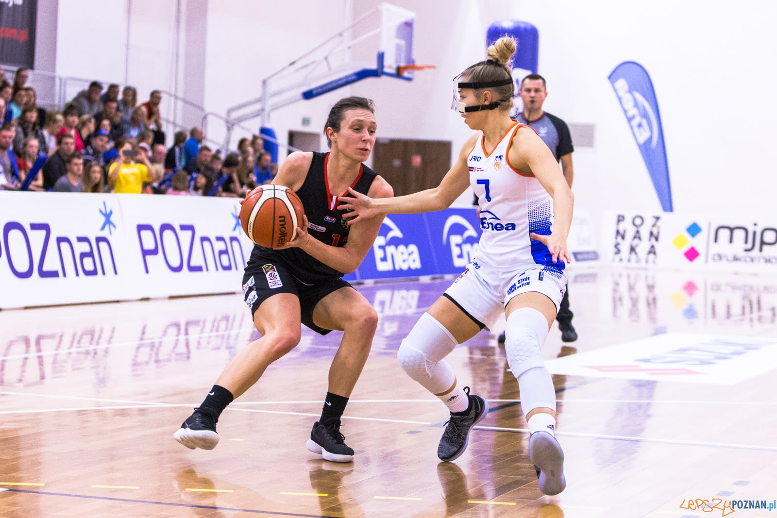 Enea AZS Poznań – Widzew Toruń 81:70 - Poznań 26.10.2018 r. Foto: LepszyPOZNAN.pl / Paweł Rychter Enea AZS Poznań – Widzew Toruń 81:70 - Poznań 26.10.2018 r. Foto: LepszyPOZNAN.pl / Paweł Rychter
