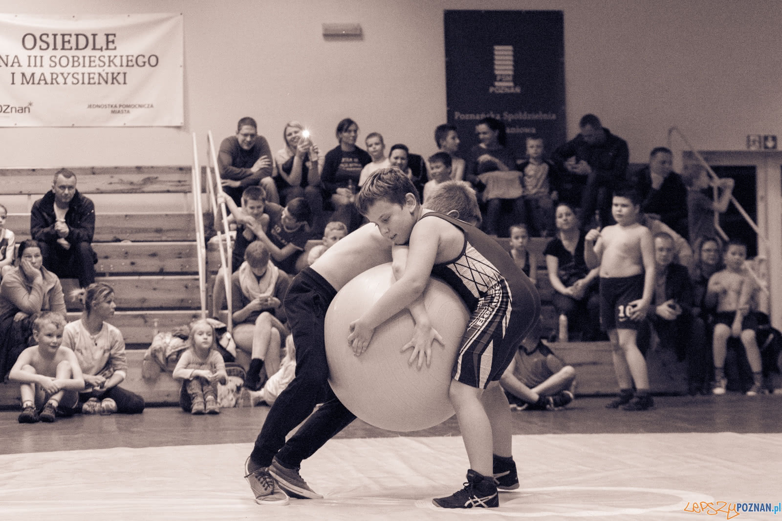 Turniej w mocowaniu dla dzieci Foto: lepszyPOZNAN.pl / Ewelina Jaśkowiak Turniej w mocowaniu dla dzieci Foto: lepszyPOZNAN.pl / Ewelina Jaśkowiak