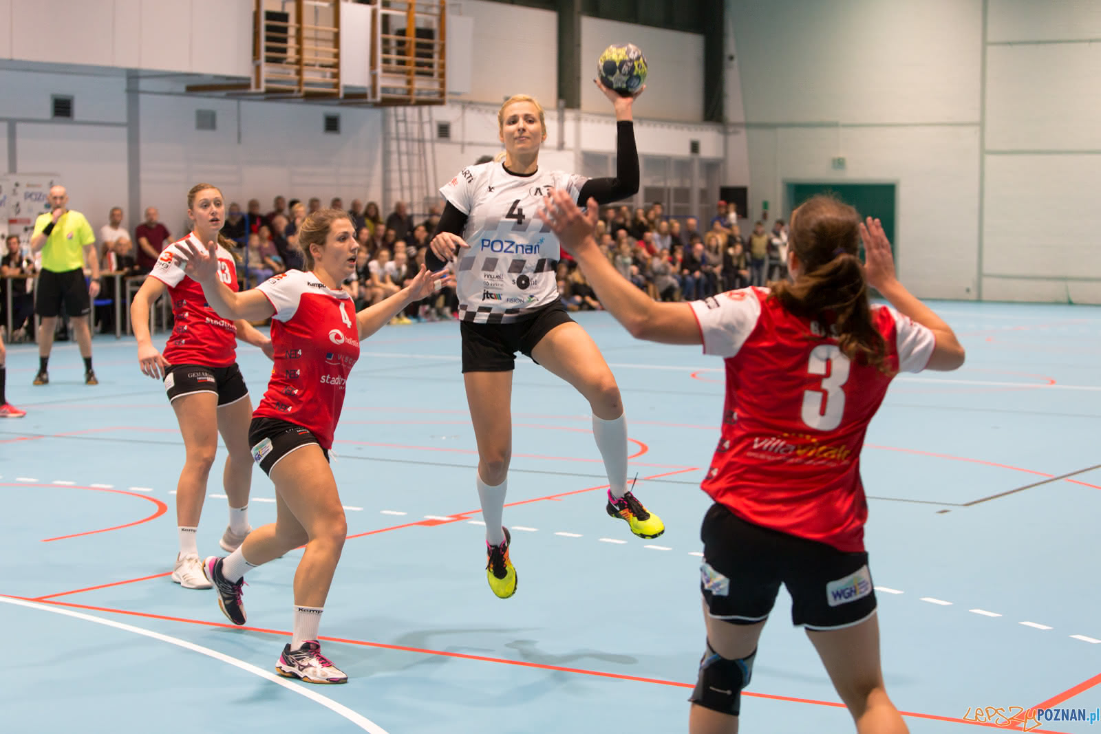 Towarzyskie spotkanie lub Sportowy AP Poznań – TV Hanover Bad Foto: lepszyPOZNAN.pl/Piotr Rychter Towarzyskie spotkanie lub Sportowy AP Poznań – TV Hanover Bad Foto: lepszyPOZNAN.pl/Piotr Rychter