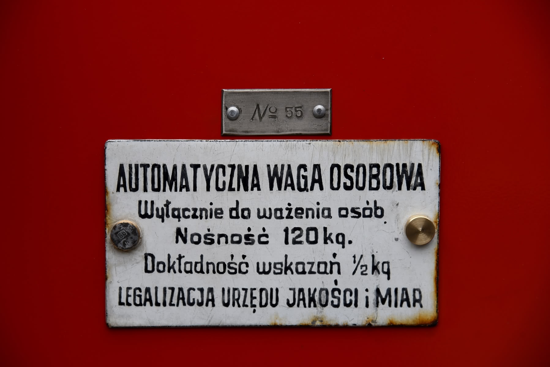 Zabytkowa waga na Alejach Marcinkowskiego Foto: R. Bączkowski / UMP Zabytkowa waga na Alejach Marcinkowskiego Foto: R. Bączkowski / UMP
