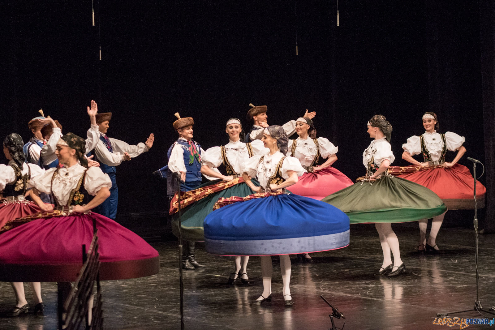 Zespół Pieśni i Tańca Ślask Foto: lepszyPOZNAN.pl / Ewelina Jaśkowiak Zespół Pieśni i Tańca Ślask Foto: lepszyPOZNAN.pl / Ewelina Jaśkowiak