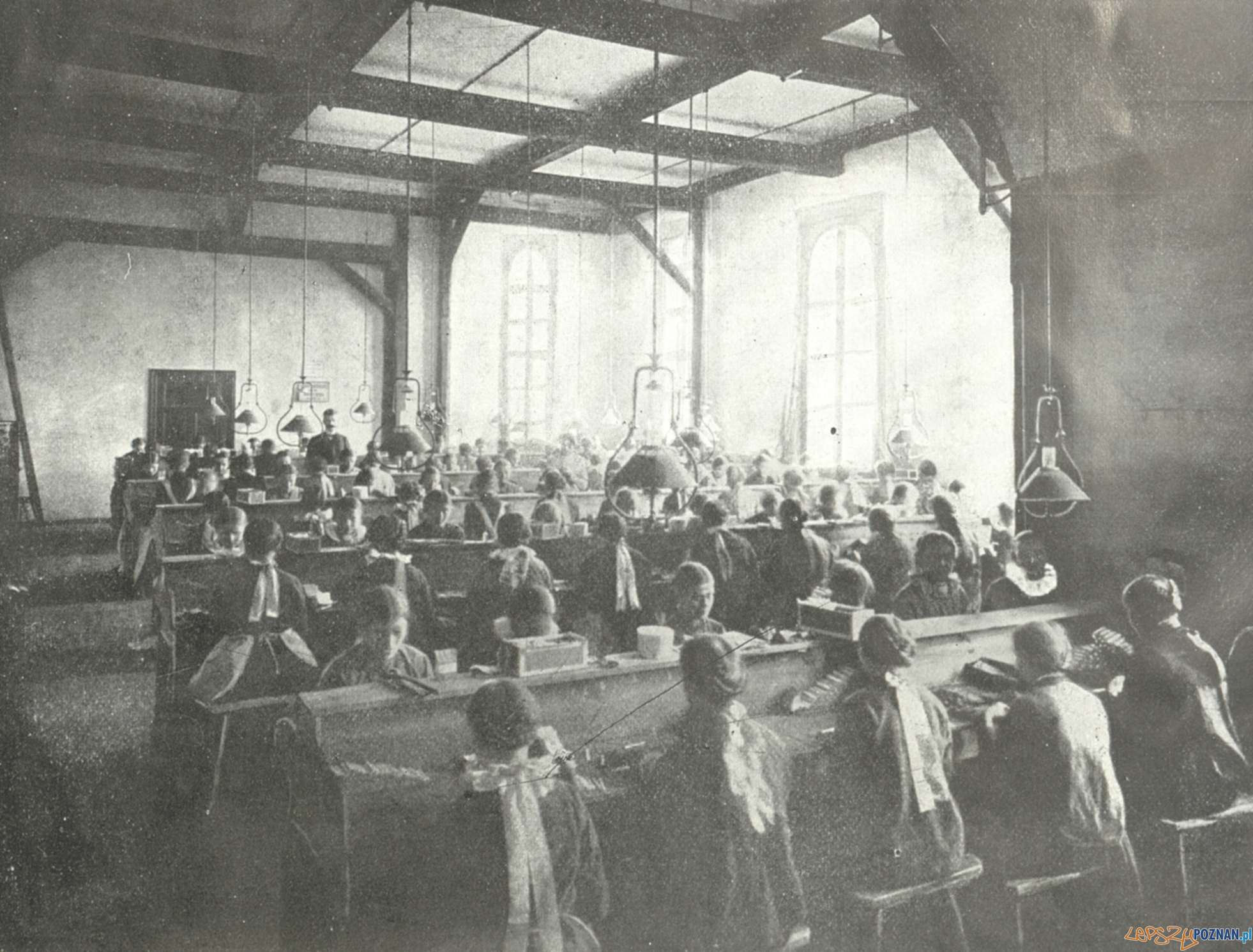 Fabryka papierosów Patria Foto: Album przemysłu i handlu 1906 / wikipedia CC Fabryka papierosów Patria Foto: Album przemysłu i handlu 1906 / wikipedia CC