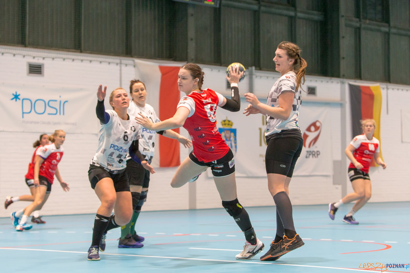 Towarzyskie spotkanie lub Sportowy AP Poznań – TV Hanover Bad Foto: lepszyPOZNAN.pl/Piotr Rychter Towarzyskie spotkanie lub Sportowy AP Poznań – TV Hanover Bad Foto: lepszyPOZNAN.pl/Piotr Rychter