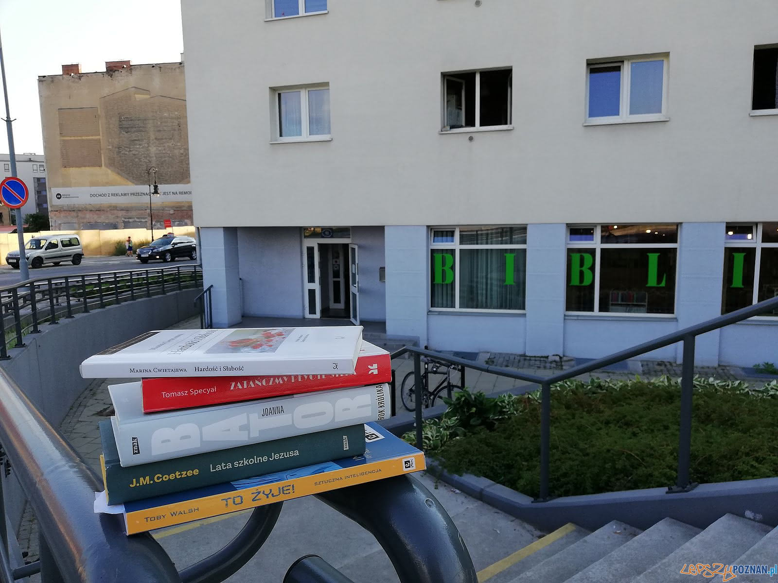 Biblioteka Raczyńskich - Chwaliszewo Foto: Biblioteka Raczyńskich - Chwaliszewo Foto: