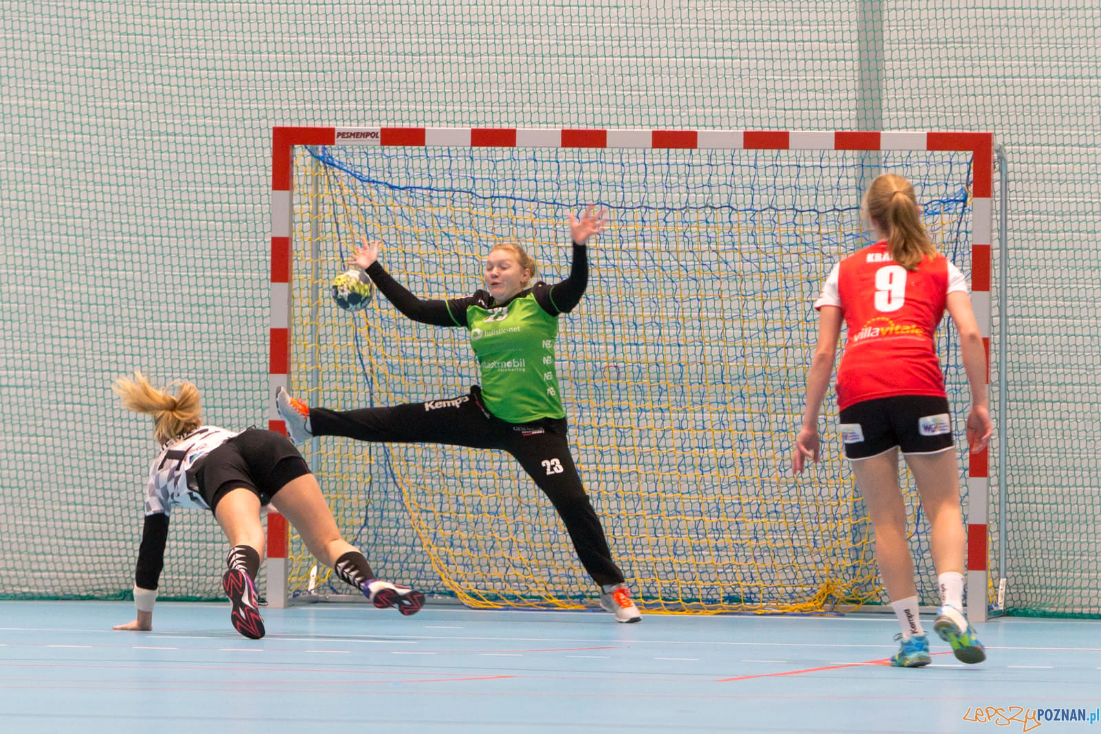 Towarzyskie spotkanie lub Sportowy AP Poznań – TV Hanover Bad Foto: lepszyPOZNAN.pl/Piotr Rychter Towarzyskie spotkanie lub Sportowy AP Poznań – TV Hanover Bad Foto: lepszyPOZNAN.pl/Piotr Rychter