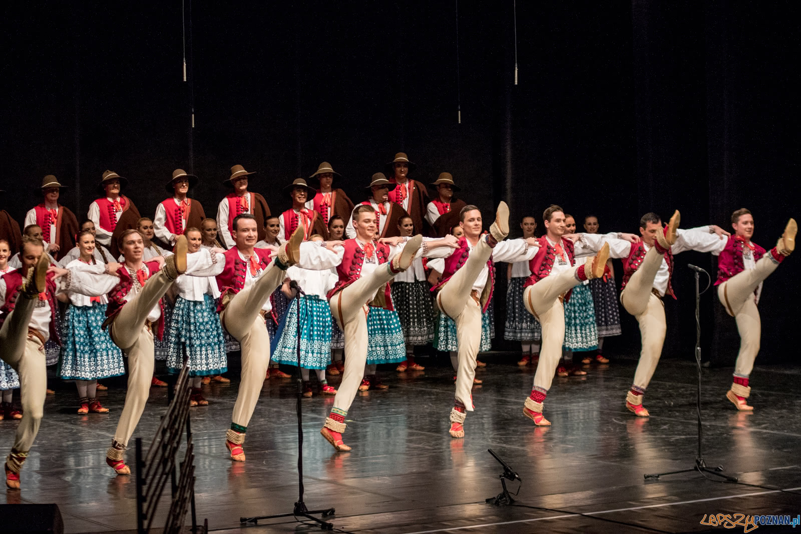 Zespół Pieśni i Tańca Ślask Foto: lepszyPOZNAN.pl / Ewelina Jaśkowiak Zespół Pieśni i Tańca Ślask Foto: lepszyPOZNAN.pl / Ewelina Jaśkowiak