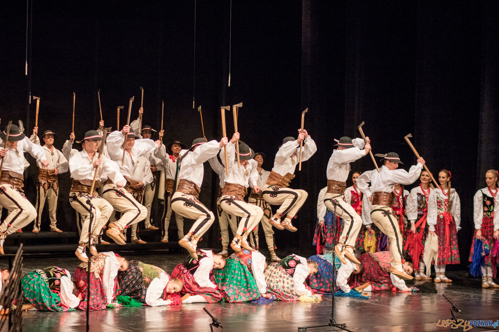 Zespół Pieśni i Tańca Ślask Foto: lepszyPOZNAN.pl / Ewelina Jaśkowiak Zespół Pieśni i Tańca Ślask Foto: lepszyPOZNAN.pl / Ewelina Jaśkowiak