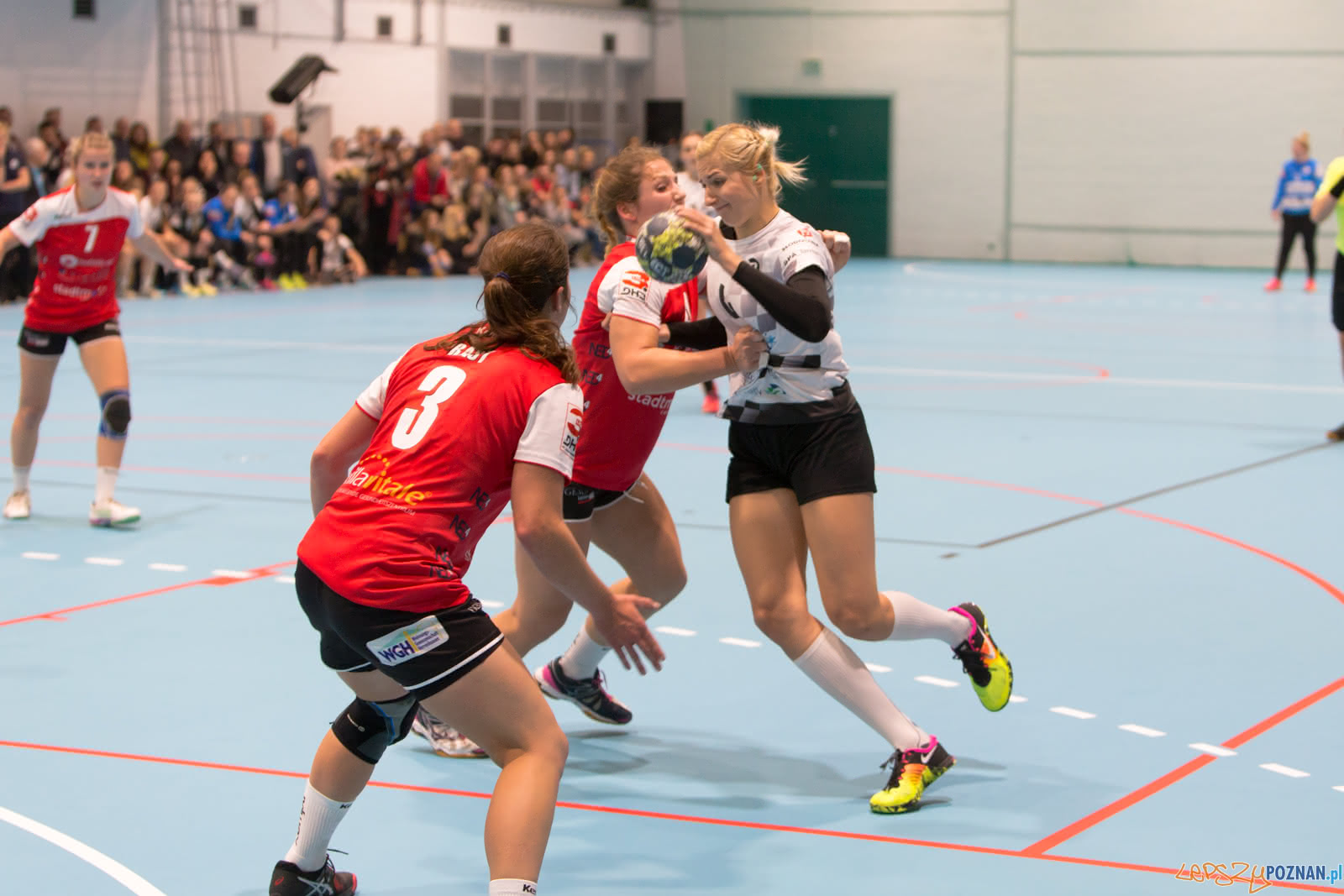 Towarzyskie spotkanie lub Sportowy AP Poznań – TV Hanover Bad Foto: lepszyPOZNAN.pl/Piotr Rychter Towarzyskie spotkanie lub Sportowy AP Poznań – TV Hanover Bad Foto: lepszyPOZNAN.pl/Piotr Rychter