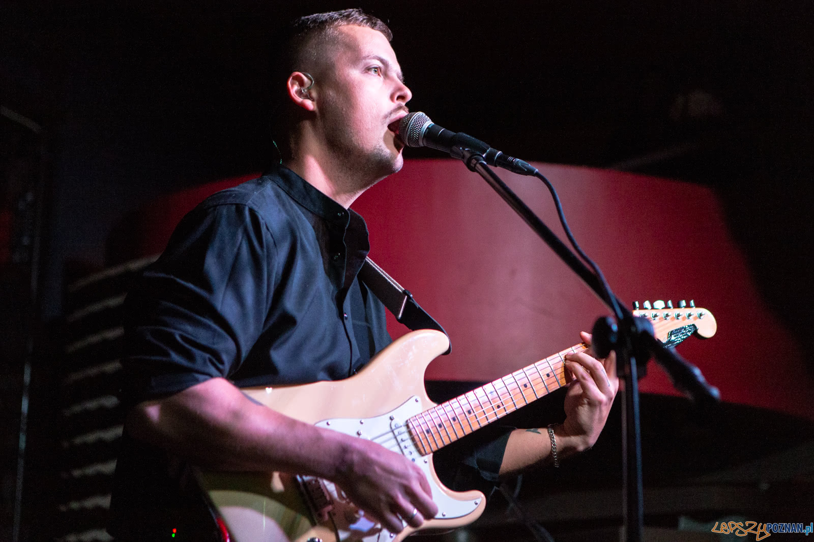 Król zagrał w klubie Blue Note - Poznań 3.12.2018 r. Foto: LepszyPOZNAN.pl / Paweł Rychter Król zagrał w klubie Blue Note - Poznań 3.12.2018 r. Foto: LepszyPOZNAN.pl / Paweł Rychter