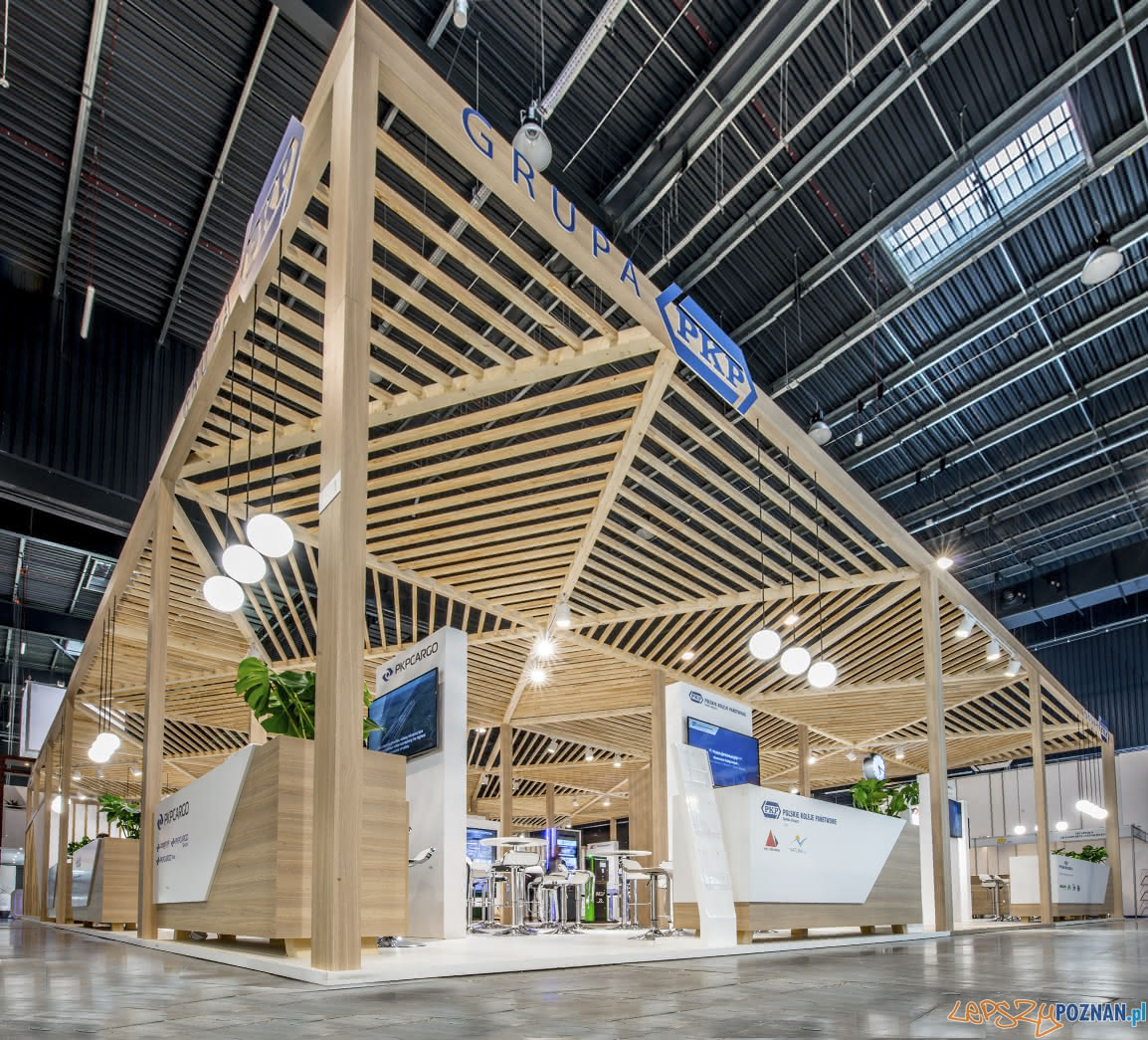 Smart Design Expo dla Grupy PKP 3 Foto: Smart Design Expo dla Grupy PKP 3 Foto: