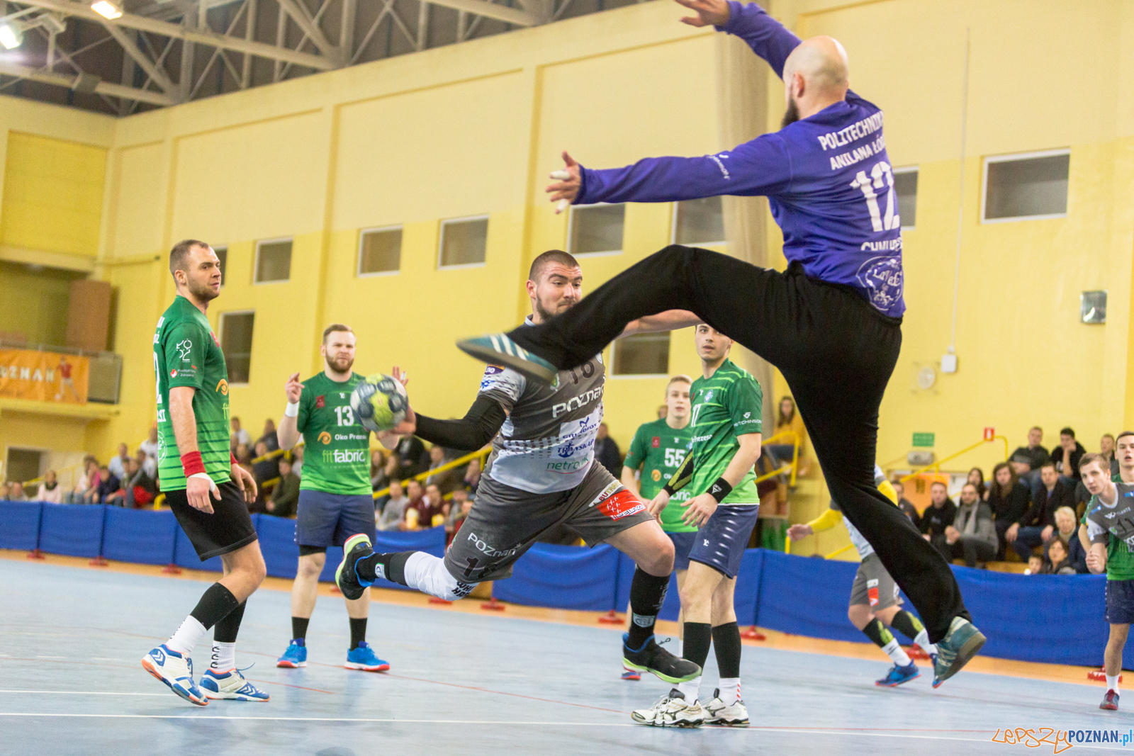 Mecz 12. kolejki I ligi piłki ręcznej mężczyzn WKS Grunwald Foto: lepszyPOZNAN.pl/Piotr Rychter Mecz 12. kolejki I ligi piłki ręcznej mężczyzn WKS Grunwald Foto: lepszyPOZNAN.pl/Piotr Rychter