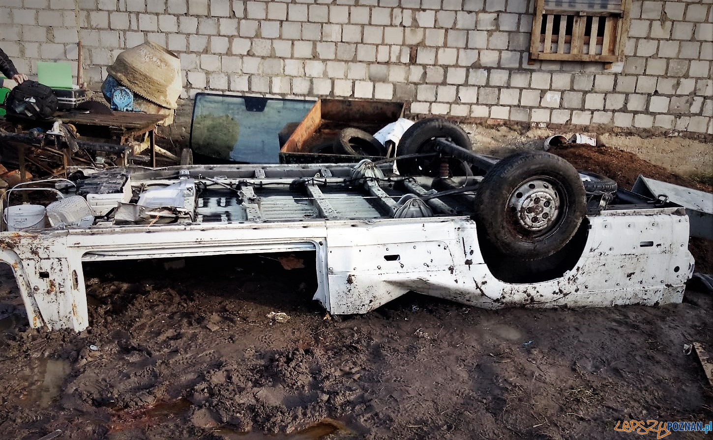 Złodzieje koparki w areszcie Foto: Biuro prasowe Wielkopolskiej Policji Złodzieje koparki w areszcie Foto: Biuro prasowe Wielkopolskiej Policji