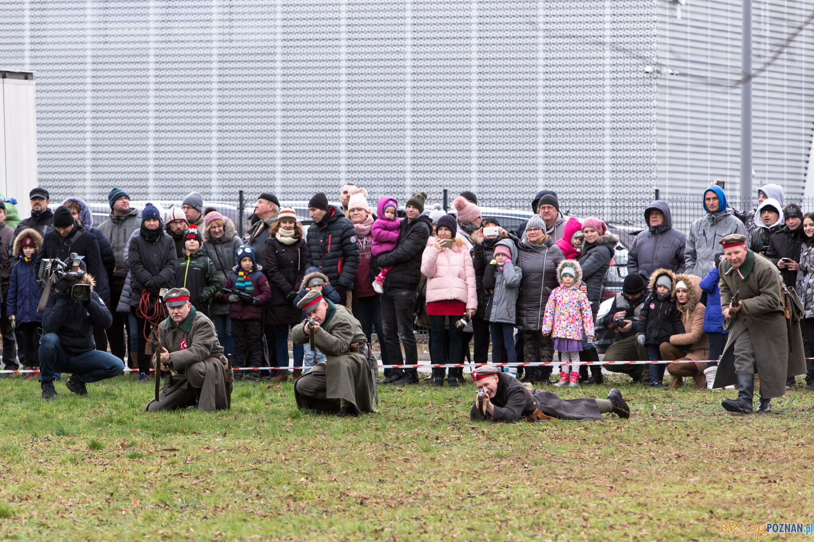 100 lecie zdobycia Ławicy - inscenizacja Foto: lepszyPOZNAN.pl/Piotr Rychter 100 lecie zdobycia Ławicy - inscenizacja Foto: lepszyPOZNAN.pl/Piotr Rychter