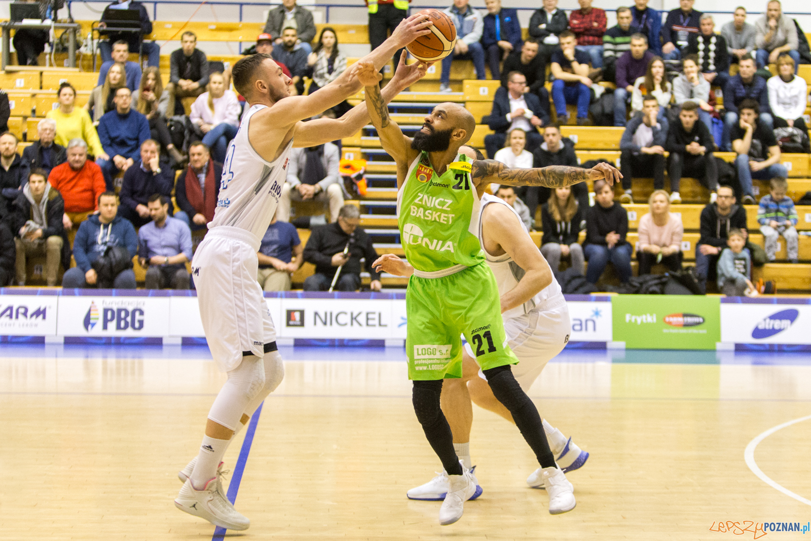 Biofarm Basket Poznań – Elektrobud-Investment ZB Pruszkow 45: Foto: LepszyPOZNAN.pl / Paweł Rychter Biofarm Basket Poznań – Elektrobud-Investment ZB Pruszkow 45: Foto: LepszyPOZNAN.pl / Paweł Rychter
