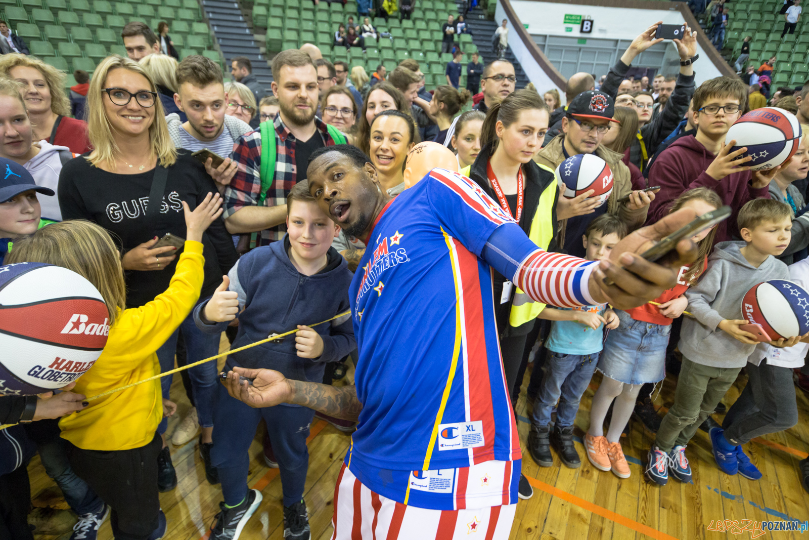 Harlem Globetrotters w Poznaniu Foto: lepszyPOZNAN.pl/Piotr Rychter Harlem Globetrotters w Poznaniu Foto: lepszyPOZNAN.pl/Piotr Rychter