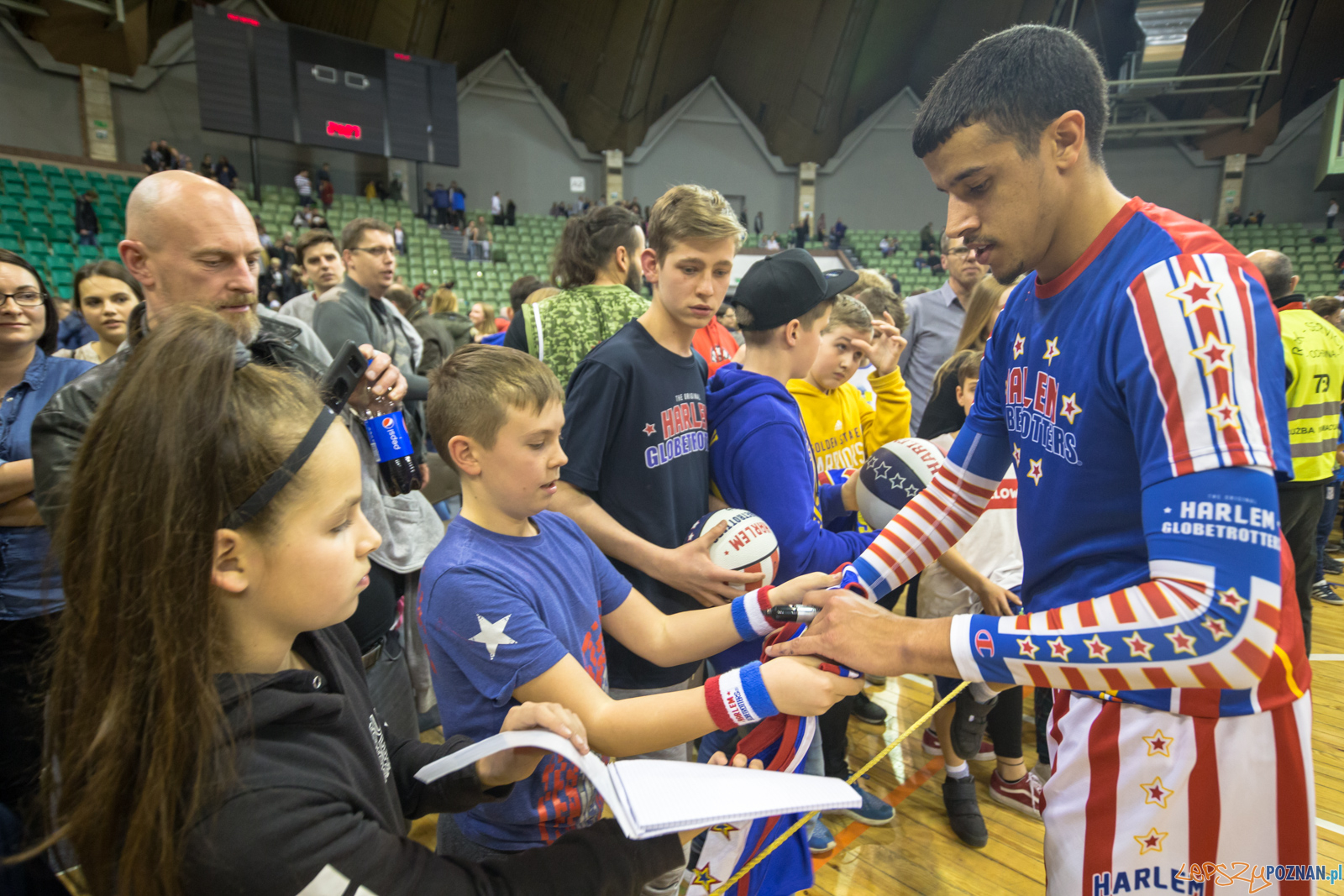 Harlem Globetrotters w Poznaniu Foto: lepszyPOZNAN.pl/Piotr Rychter Harlem Globetrotters w Poznaniu Foto: lepszyPOZNAN.pl/Piotr Rychter