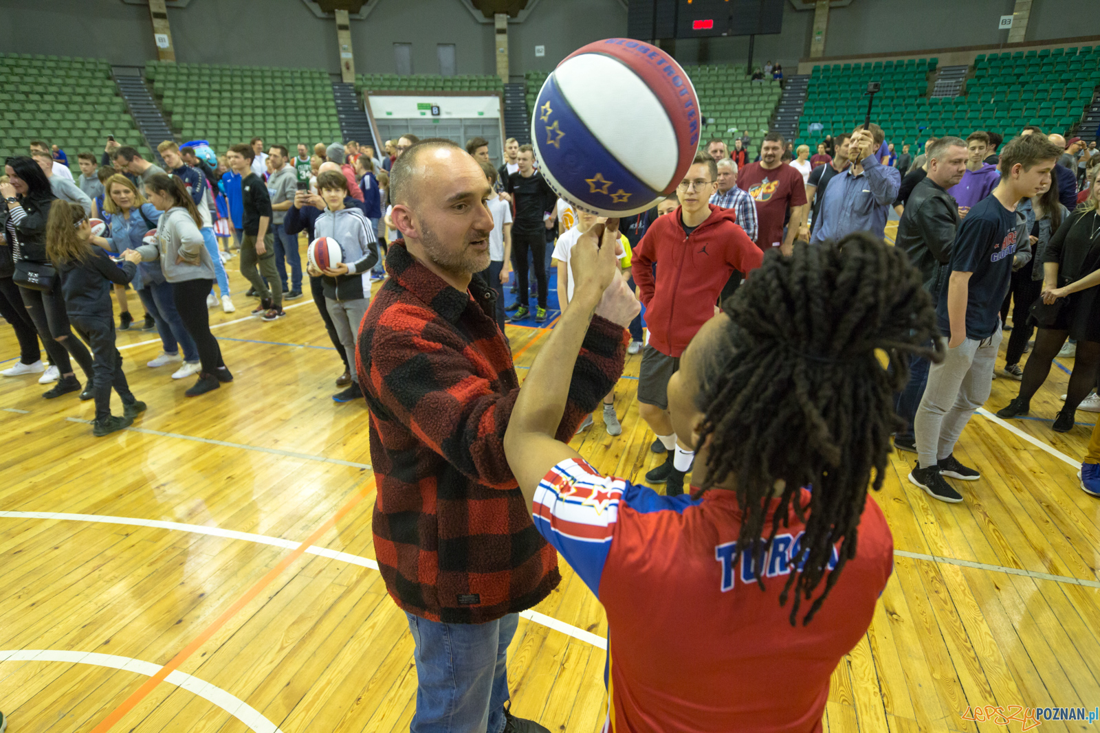 Harlem Globetrotters Magic Pass Foto: lepszyPOZNAN.pl/Piotr Rychter Harlem Globetrotters Magic Pass Foto: lepszyPOZNAN.pl/Piotr Rychter