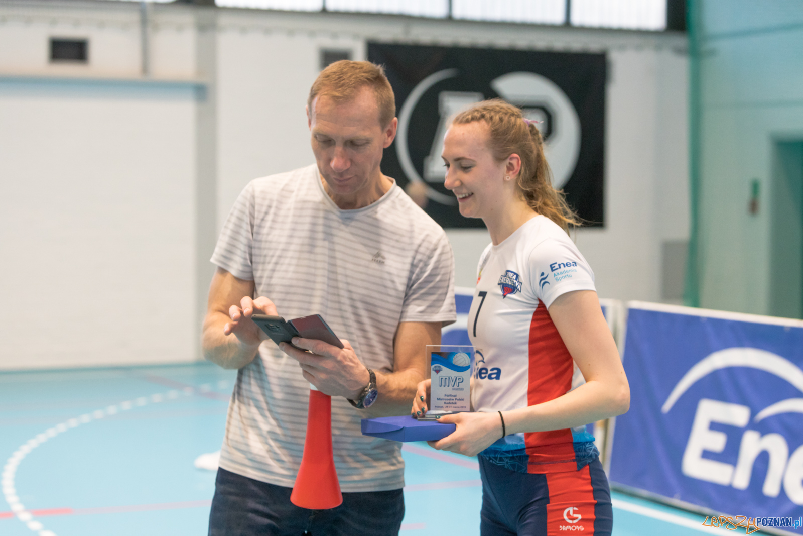 Półfinał Mistrzostw Polski w Piłce Siatkowej Kadetek Foto: lepszyPOZNAN.pl/Piotr Rychter Półfinał Mistrzostw Polski w Piłce Siatkowej Kadetek Foto: lepszyPOZNAN.pl/Piotr Rychter