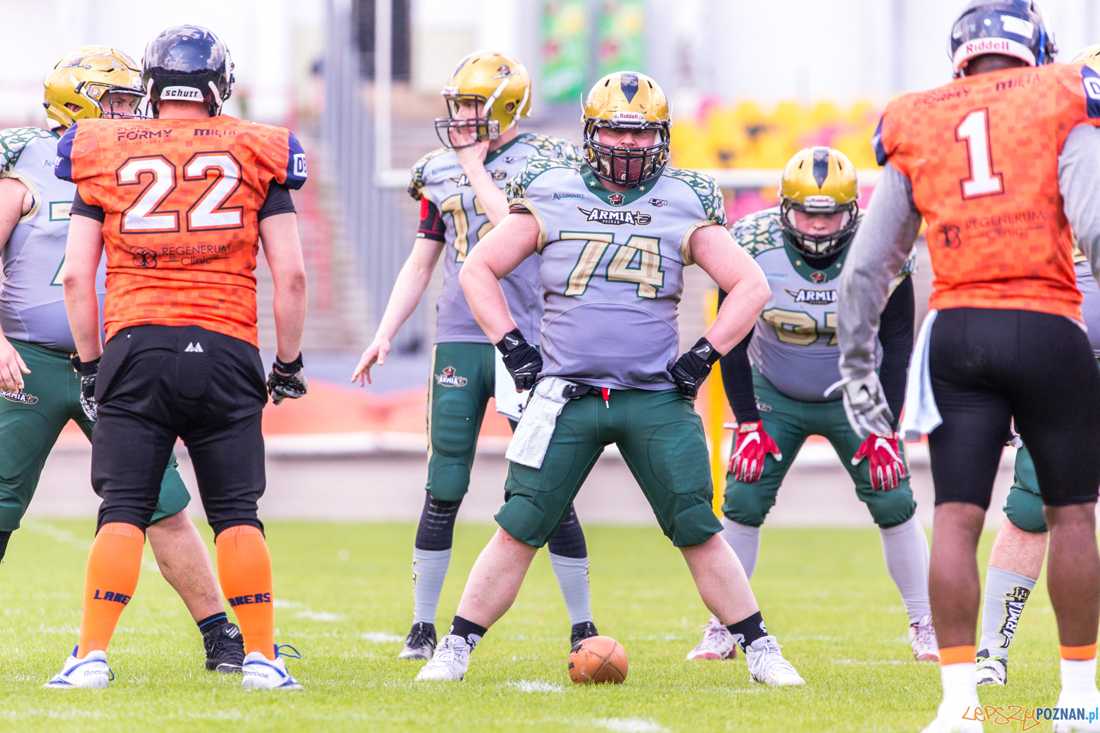 Futbol amerykański: Armia Poznań - Olsztyn Lakers 45:21 - Pozn Foto: LepszyPOZNAN.pl / Paweł Rychter Futbol amerykański: Armia Poznań - Olsztyn Lakers 45:21 - Pozn Foto: LepszyPOZNAN.pl / Paweł Rychter