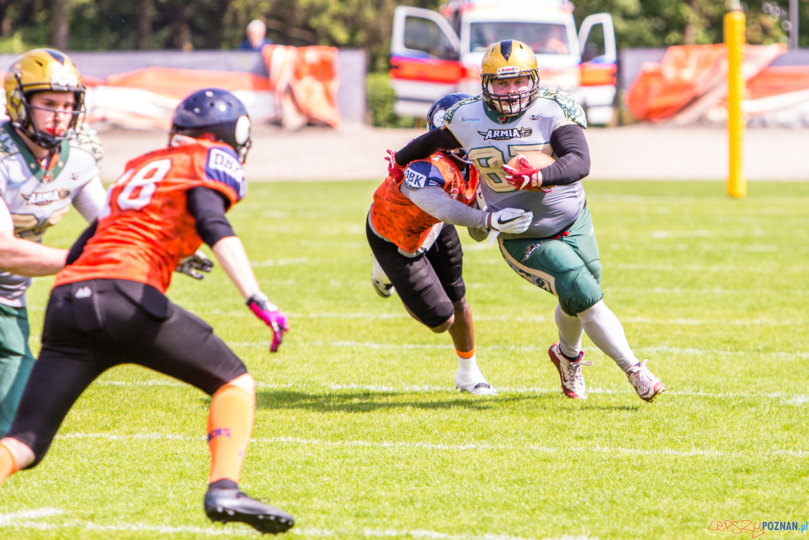 Futbol amerykański: Armia Poznań - Olsztyn Lakers 45:21 - Pozn Foto: LepszyPOZNAN.pl / Paweł Rychter Futbol amerykański: Armia Poznań - Olsztyn Lakers 45:21 - Pozn Foto: LepszyPOZNAN.pl / Paweł Rychter
