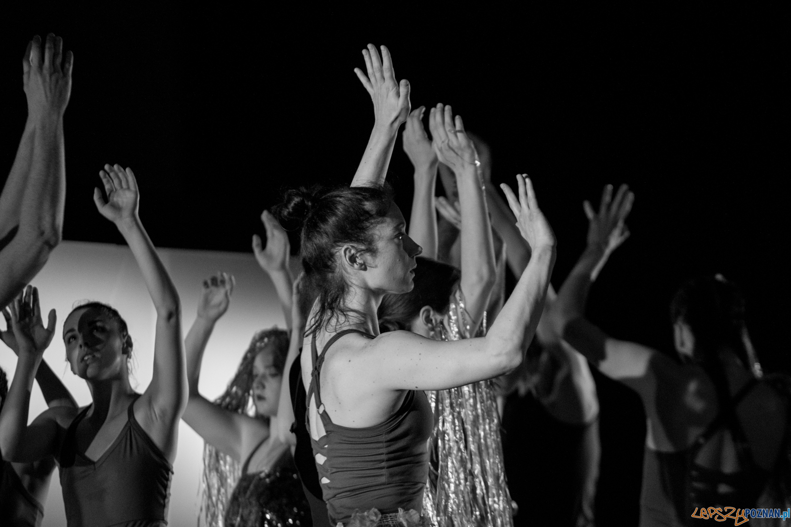 Polski Teatr Tańca - Obiecana Ziemia Obiecana Foto: Ewelina Jaskowiak Polski Teatr Tańca - Obiecana Ziemia Obiecana Foto: Ewelina Jaskowiak