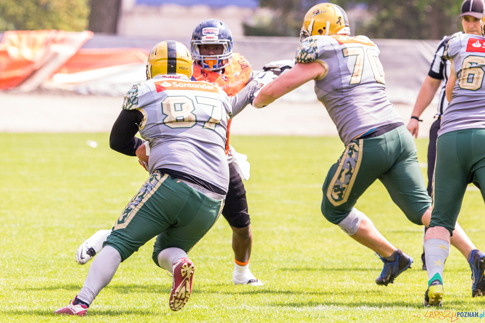 Futbol amerykański: Armia Poznań - Olsztyn Lakers 45:21 - Pozn Foto: LepszyPOZNAN.pl / Paweł Rychter Futbol amerykański: Armia Poznań - Olsztyn Lakers 45:21 - Pozn Foto: LepszyPOZNAN.pl / Paweł Rychter