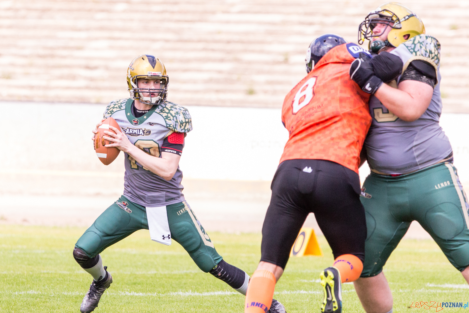 Futbol amerykański: Armia Poznań - Olsztyn Lakers 45:21 - Pozn Foto: LepszyPOZNAN.pl / Paweł Rychter Futbol amerykański: Armia Poznań - Olsztyn Lakers 45:21 - Pozn Foto: LepszyPOZNAN.pl / Paweł Rychter