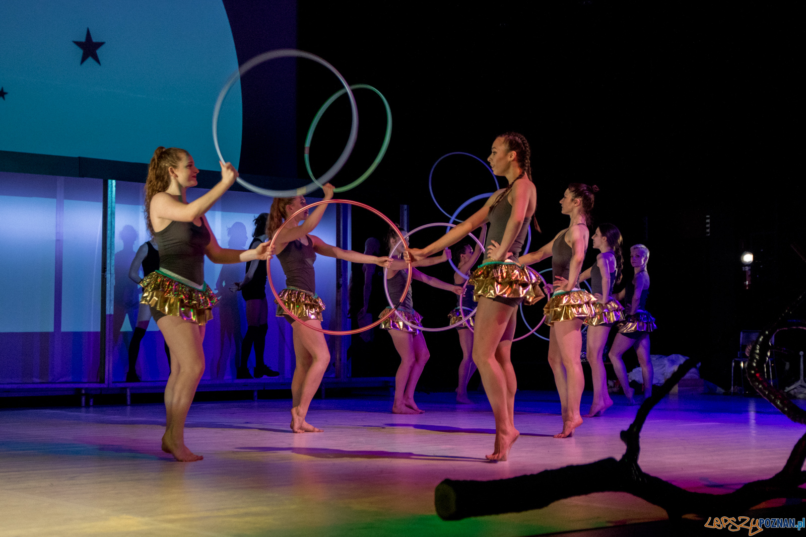 Polski Teatr Tańca - Obiecana Ziemia Obiecana Foto: Ewelina Jaskowiak Polski Teatr Tańca - Obiecana Ziemia Obiecana Foto: Ewelina Jaskowiak