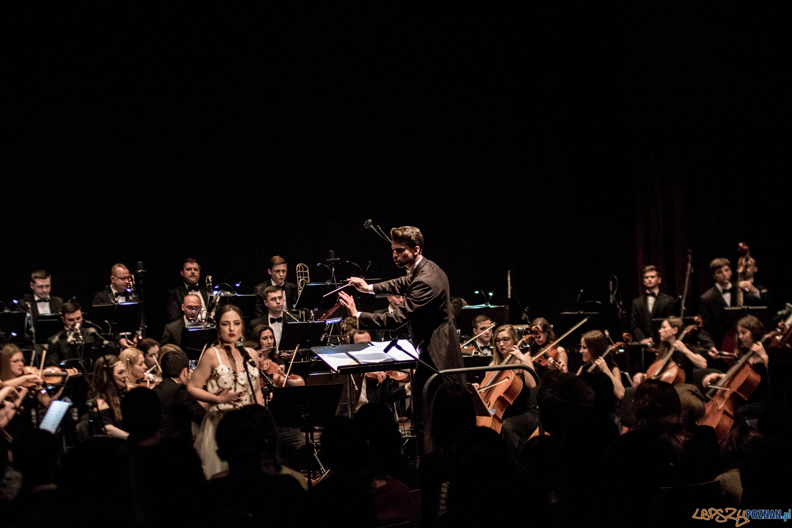 LVIV Symphony Orchestra Ukraińska Wiosna Foto: lepszyPOZNAN.pl / Ewelina Jaśkowiak LVIV Symphony Orchestra Ukraińska Wiosna Foto: lepszyPOZNAN.pl / Ewelina Jaśkowiak