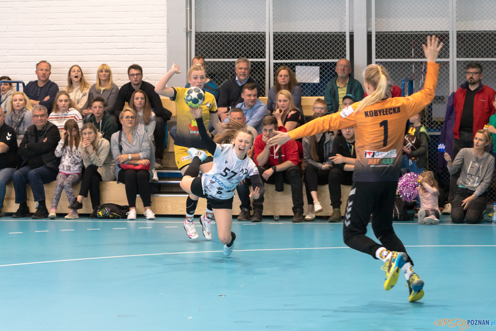 K. S. AP Poznań - MKS PR URBIS Gniezno Foto: lepszyPOZNAN.pl/Piotr Rychter K. S. AP Poznań - MKS PR URBIS Gniezno Foto: lepszyPOZNAN.pl/Piotr Rychter
