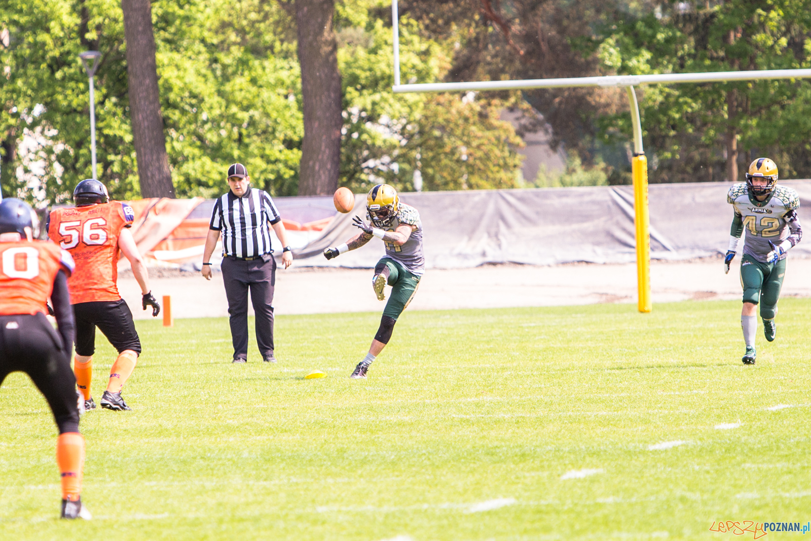 Futbol amerykański: Armia Poznań - Olsztyn Lakers 45:21 - Pozn Foto: LepszyPOZNAN.pl / Paweł Rychter Futbol amerykański: Armia Poznań - Olsztyn Lakers 45:21 - Pozn Foto: LepszyPOZNAN.pl / Paweł Rychter