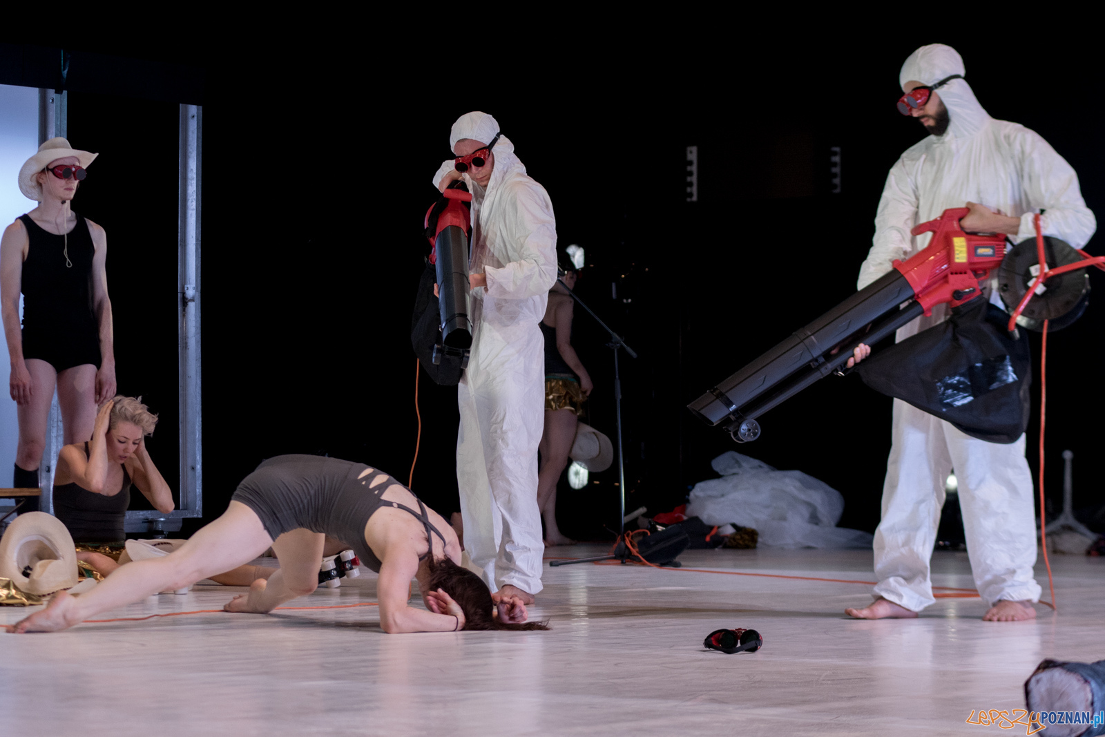 Polski Teatr Tańca - Obiecana Ziemia Obiecana Foto: Ewelina Jaskowiak Polski Teatr Tańca - Obiecana Ziemia Obiecana Foto: Ewelina Jaskowiak