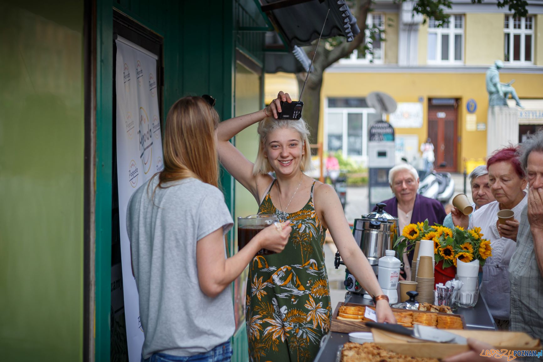 Salon Sąsiedzki - Kulturalny Stary Rynek Foto: Piotr Bedliński / materiały prasowe Kulturalny Stary Rynek Salon Sąsiedzki - Kulturalny Stary Rynek Foto: Piotr Bedliński / materiały prasowe Kulturalny Stary Rynek