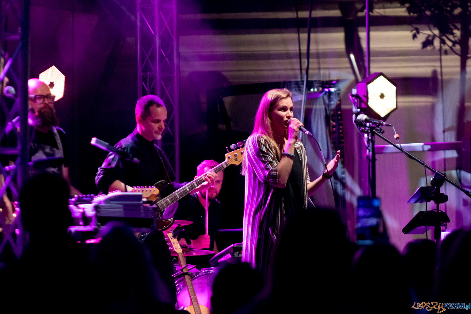 Mikromusic i Helaine Vis | Koncerty #NaWolnym Foto: lepszyPOZNAN.pl / Ewelina Jaśkowiak Mikromusic i Helaine Vis | Koncerty #NaWolnym Foto: lepszyPOZNAN.pl / Ewelina Jaśkowiak