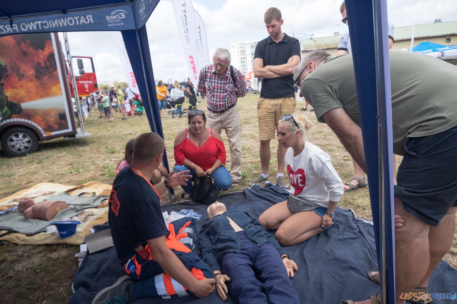 II Ogólnopolski Zlot Czerwonych Samochodów w Poznaniu Foto: lepszyPOZNAN.pl/Piotr Rychter II Ogólnopolski Zlot Czerwonych Samochodów w Poznaniu Foto: lepszyPOZNAN.pl/Piotr Rychter
