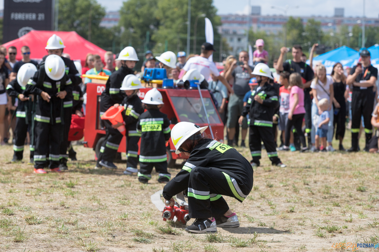II Ogólnopolski Zlot Czerwonych Samochodów w Poznaniu Foto: lepszyPOZNAN.pl/Piotr Rychter II Ogólnopolski Zlot Czerwonych Samochodów w Poznaniu Foto: lepszyPOZNAN.pl/Piotr Rychter
