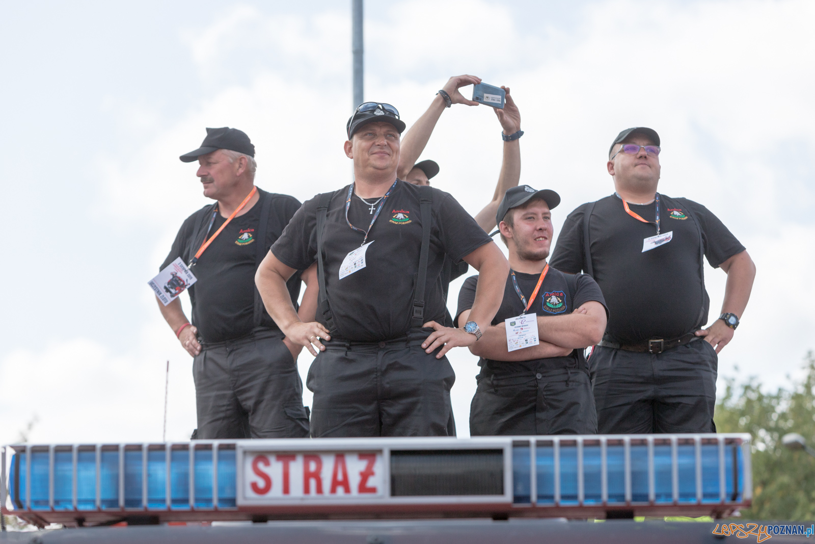 II Ogólnopolski Zlot Czerwonych Samochodów w Poznaniu Foto: lepszyPOZNAN.pl/Piotr Rychter II Ogólnopolski Zlot Czerwonych Samochodów w Poznaniu Foto: lepszyPOZNAN.pl/Piotr Rychter